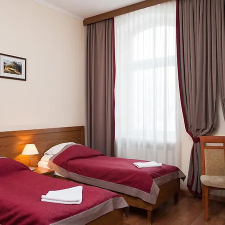Arkadia Hotel *